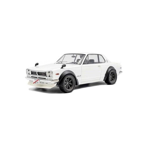 Solido scale nissan - 1:18,