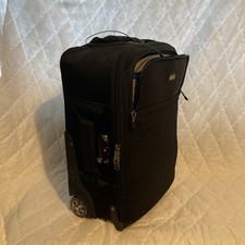 Think Tank Airport International V2.0 Rolling Camera Suitcase - excellent cond