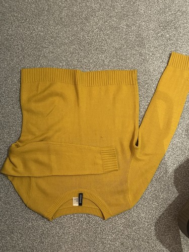 Divided ladies mustard - divided,