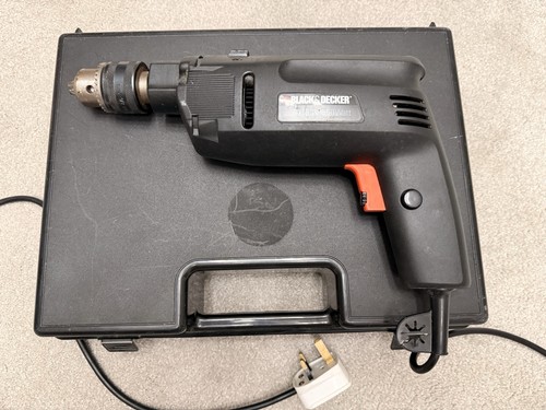 Black decker mains - &,