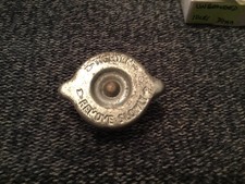 Standard size radiator cap 10lb - 34mm spring length