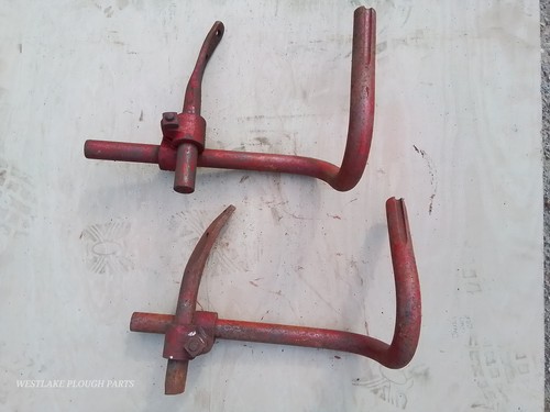 International plough - international,