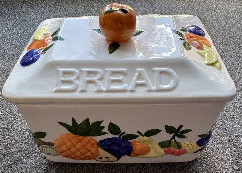 Porcelain ceramic bread bin - bread,