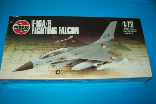 Airfix b fighting - ,