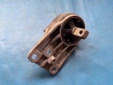 Rover 75 & MG ZT V6 Automatic Right Side Engine Mount (KKH101972)