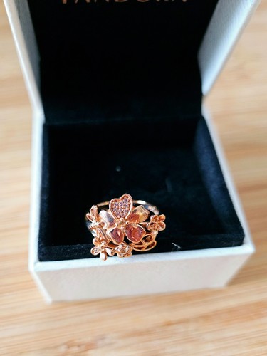 New discontinued pandora rose - new,