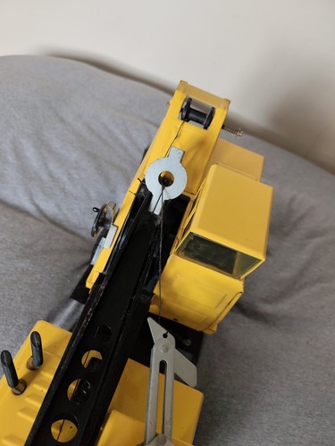 Late 1970s tonka crank - 1970s,
