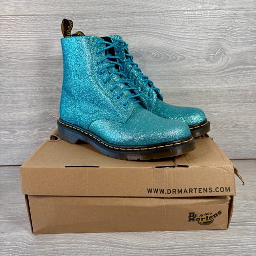 Martens boots size 9 - uk,