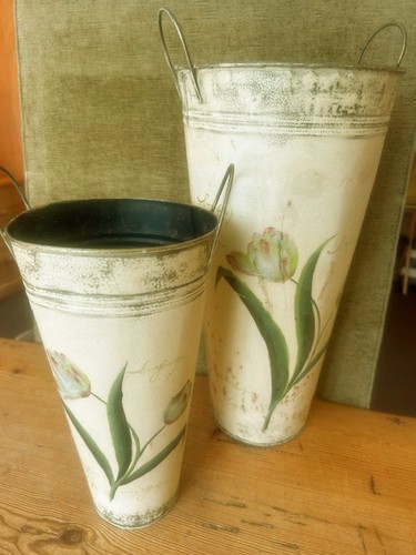 Vintage decorative metal