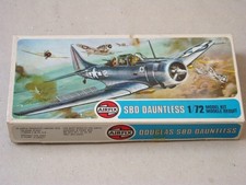 Airfix 1:72 model aircraft kit 02022-6: Douglas SBD Dauntless
