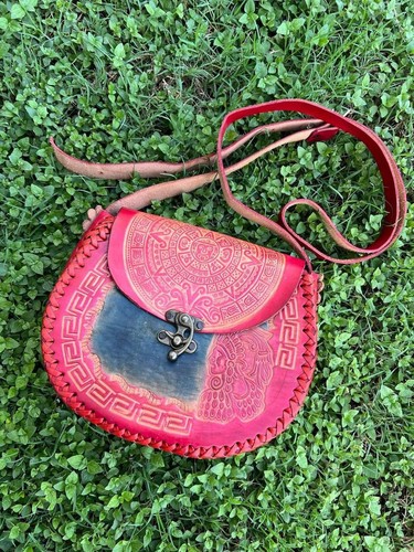Vintage 70s tooled - 70s, leather