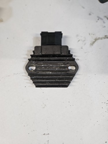 Honda dylan 125 2006 regulator - honda,