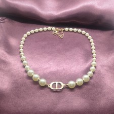 Chunky Faux White Pearl Choker