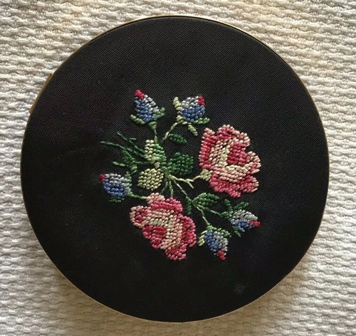 Vintage petit point compact - vintage,
