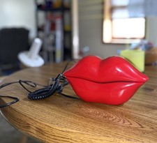 Vintage TELEMANIA LIPS