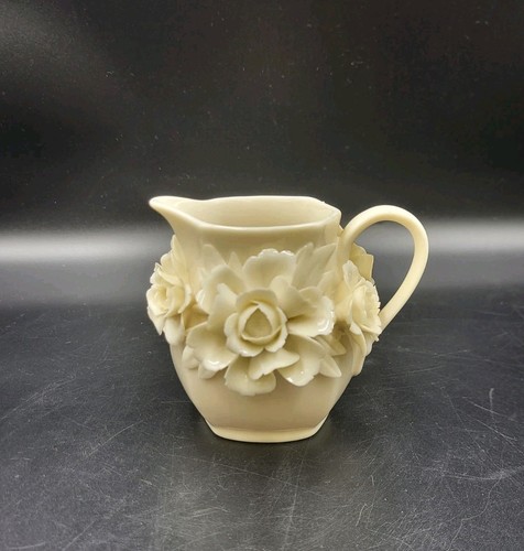 Unmarked cream porcelain - unmarked,