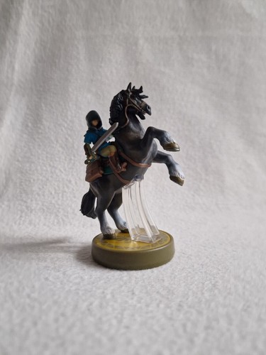 Rider link amiibo figure - rider,