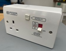 MK Sentry Socket RCD Protected