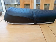 Yamaha RD250/350 (Air-Cooled 1973 -75) seat