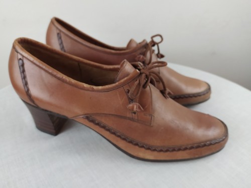 Vintage barker earls - barker, barton