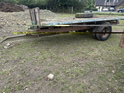 Farm flag bed - farm, trailer
