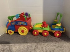 Fisher Price Amazing Animals