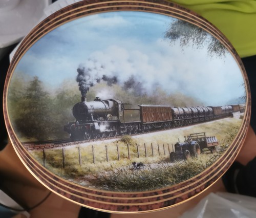 Davenport the milk - davenport, train"