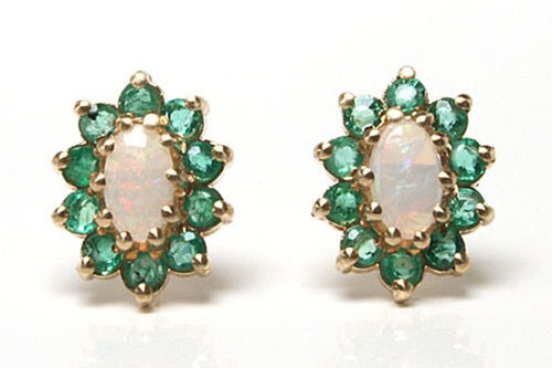 9ct gold opal and emerald - gold,