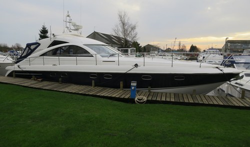 Photo 6x4 fairline targa - 6x4,