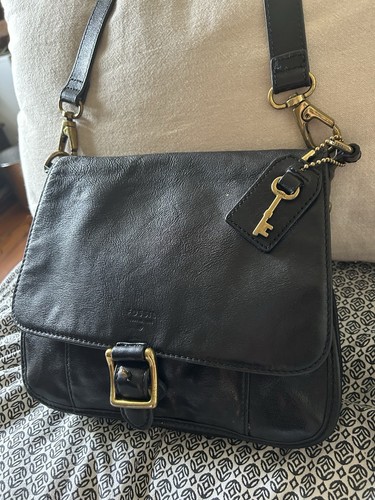 Black vintage fossil crossbody - vintage,