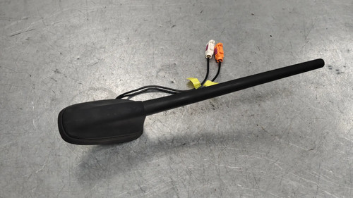 Gps antenna opel vivaro - gps,