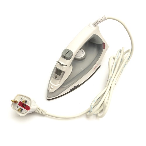 Sunbeam steam iron 1200w light - sunbeam,