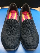 Skechers Goga Max trainers