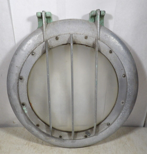 Large vintage 1950s60s boat - large,