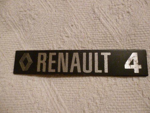 Renault car badge - renault, 4