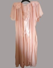 Vintage 70s Peignoir Set Romantic Night Canada Blush Nylon Nightgown & Robe pink
