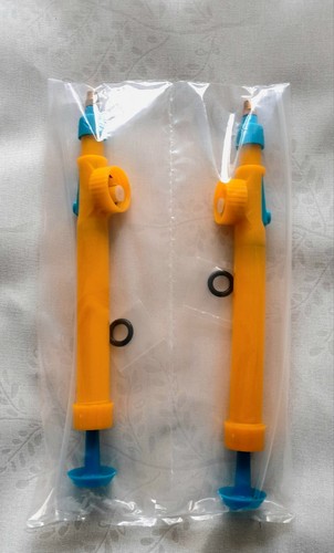 Twin pack pop bottle - pop, sprayer