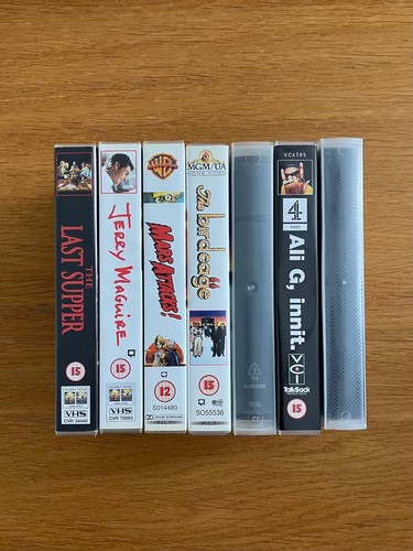 Mixed vhs joblot x 12 - -, 12/15
