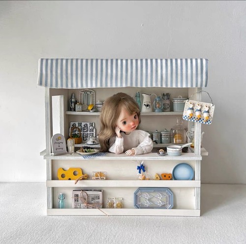 Scale 6 dollhouse - scale, 1/6