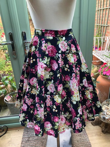 Fifties chic retro circle - chic,