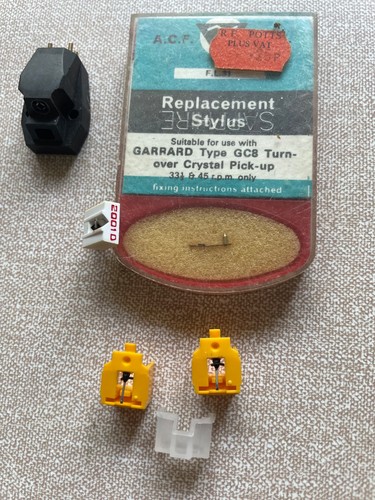 Various record player styluses