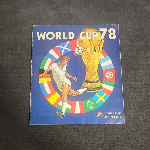 100 complete official panini - complete,