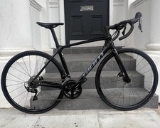 Giant TCR Advanced Pro 2 Disc (2021 model). - Size M and in excellent condition.