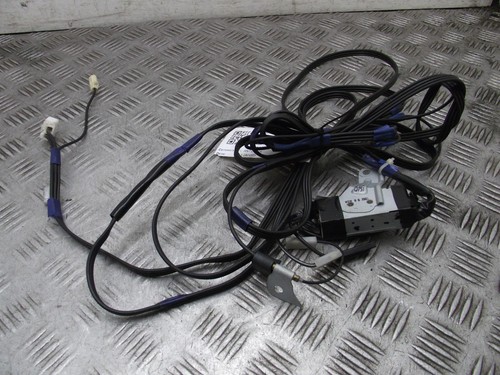 Toyota alphard antenna - toyota, tv