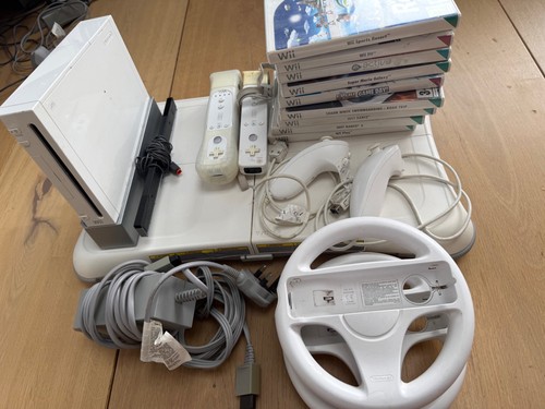 Nintendo wii console - nintendo,