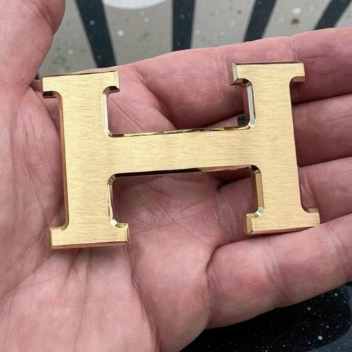 Auth hermes 38mm - 38mm, gold