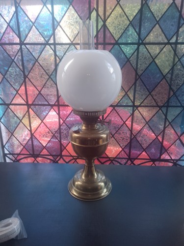 Vintage brass oil lamp with - brass,