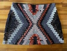 Zara women sequin and beaded geo mini skirt size small