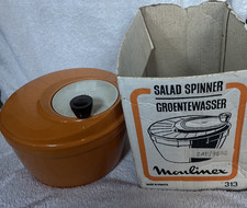 Vintage Moulinex Orange Salad Spinner. Model 313000 with box - used