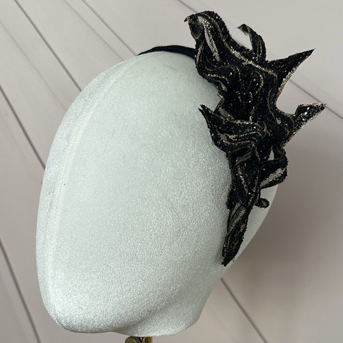 Black gold sequin - black,